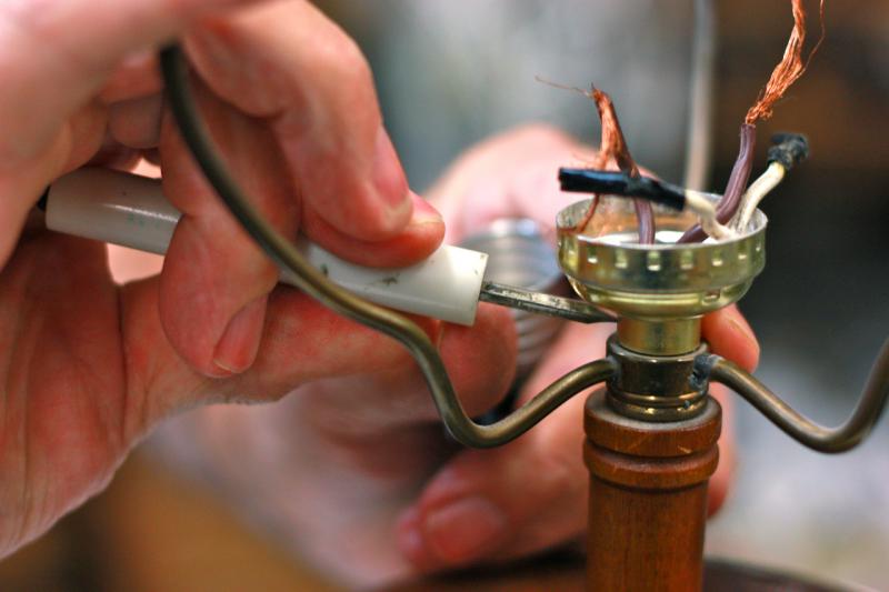 lamp repair 2